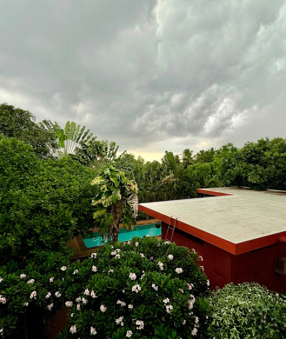 Silver/Deluxe suite with Garden view